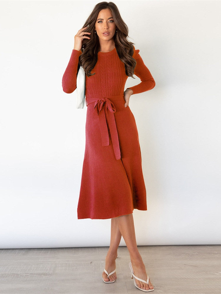 Liliana® | Gestricktes Midikleid mit Rundhalsausschnitt