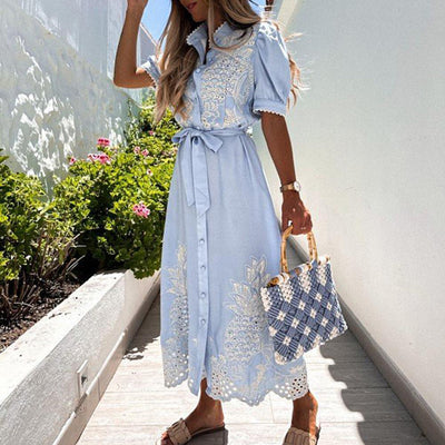 Weiches - Elegantes besticktes Sommerkleid für dich