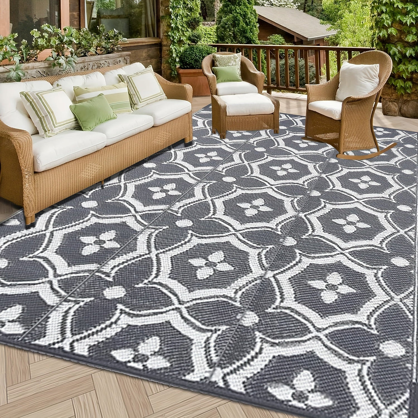 Wasserdichte Outdoor Matte – Strapazierfähiges Plastikstroh-Design