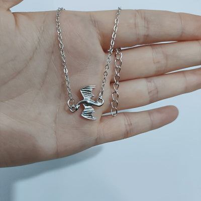 Wunderschönes Armband oder Fußkettchen mit Zartem Drachen-Gestaltung