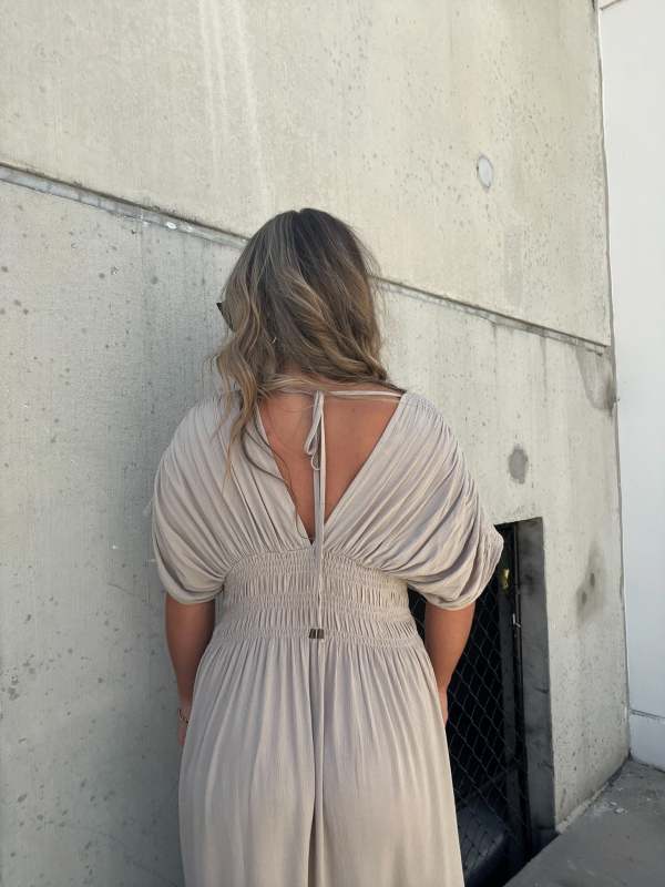 Saffron® | Elegantes langes Kleid mit Schlitz