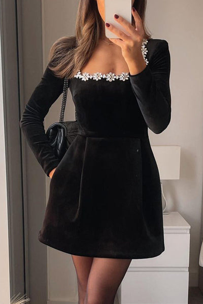 Reilly® | Langärmliges, verziertes Samtkleid