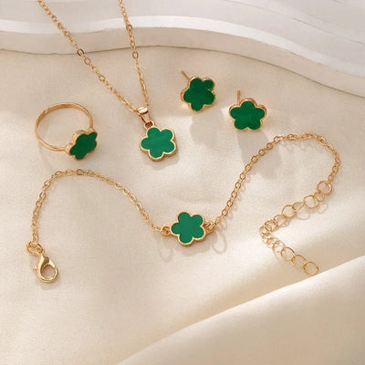 Zarter Glücklich Blumen Kleeblatt Halskette, Armband, Ohrringe, und Ringe Set