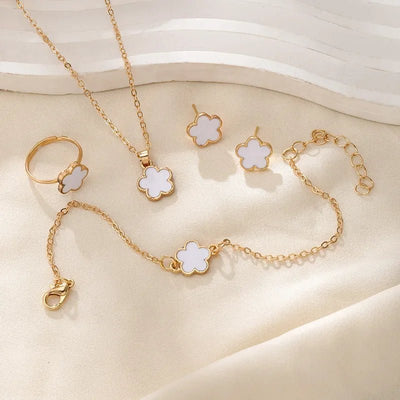 Zarter Glücklich Blumen Kleeblatt Halskette, Armband, Ohrringe, und Ringe Set