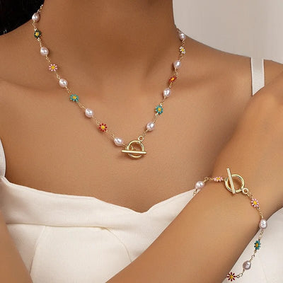 Zarter Frühling Blumen Perlen Armband und Halskette Set