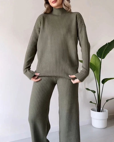 Warmes Pullover- und Hosenset für Frauen - Lindia