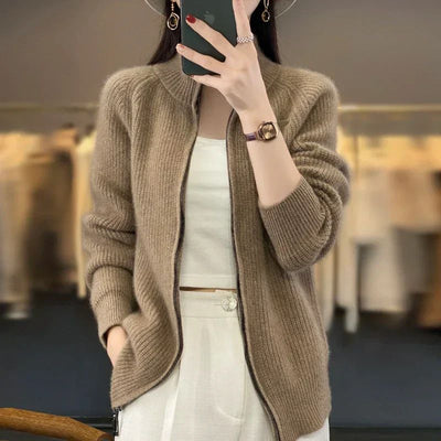 Weiche, bequeme Strickjacke für Frauen - Dagny